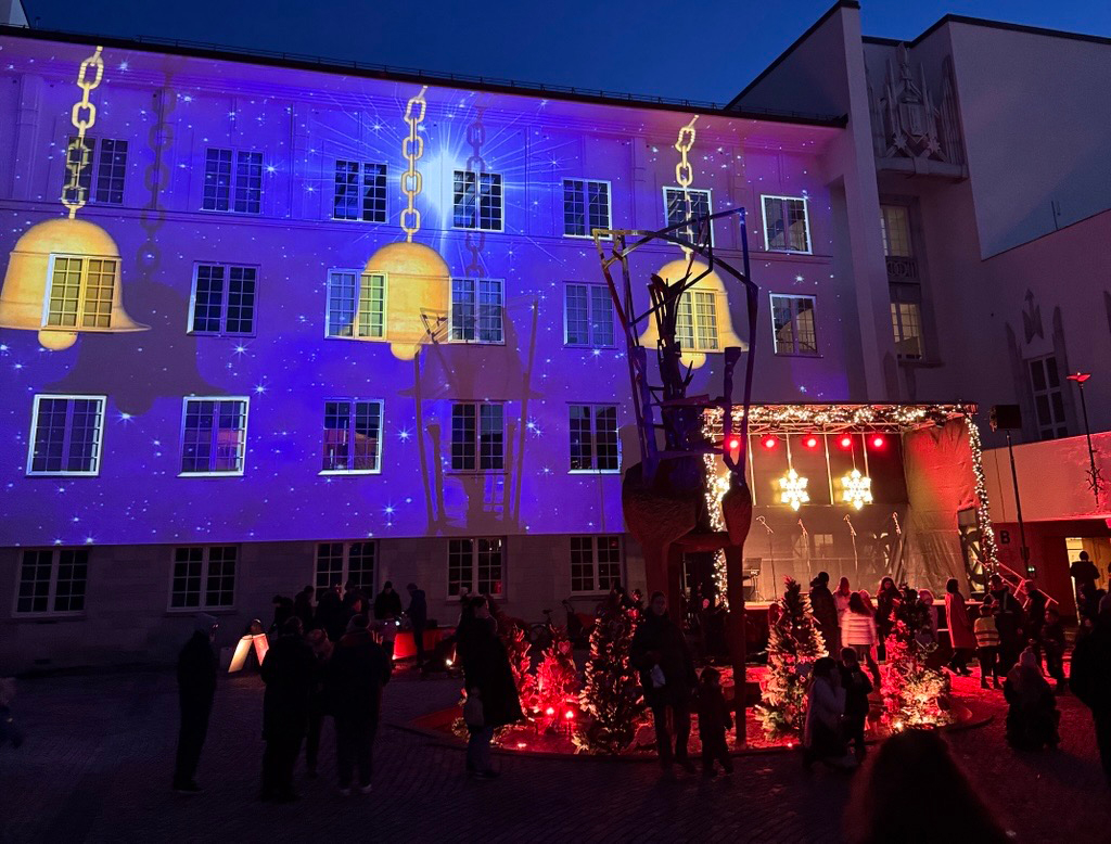 Vinterlandskap med snø