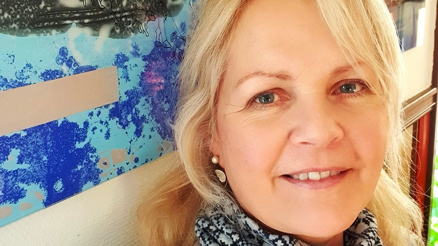 Billedkunstner Kjersti Hvamb